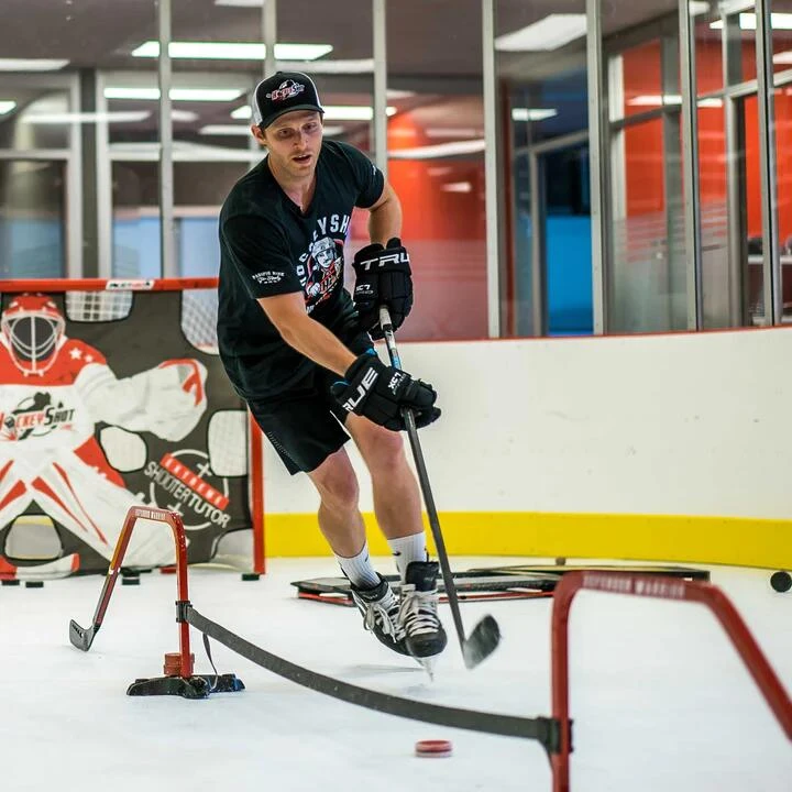 HockeyShot Rush Defender Training Aid 5 HockeyShot Rush Defender Training Aid - Image 3