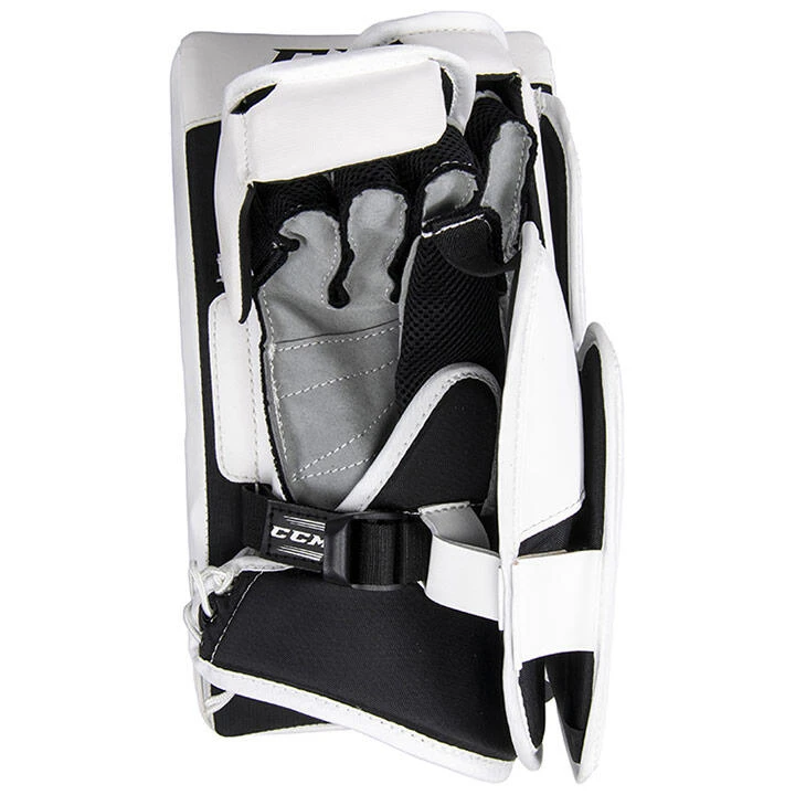 CCM Extreme Flex E4.5 Junior Goalie Blocker (2019) - Source Exclusive 6 CCM Extreme Flex E4.5 Junior Goalie Blocker (2019) - Source Exclusive - Image 4